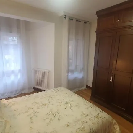 Casa Riera * En El Centro De Oviedo, Terraza, 2hab * Овьедо